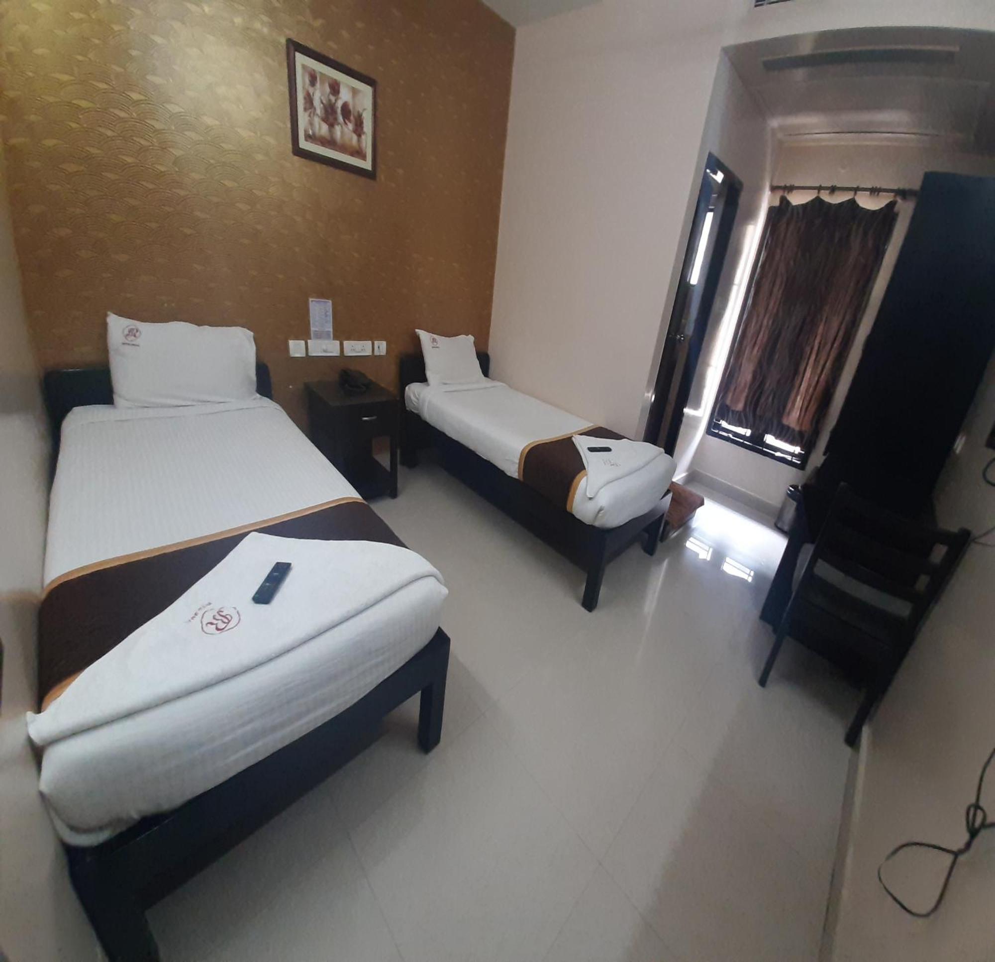 Balaji Residency Hotel 3*