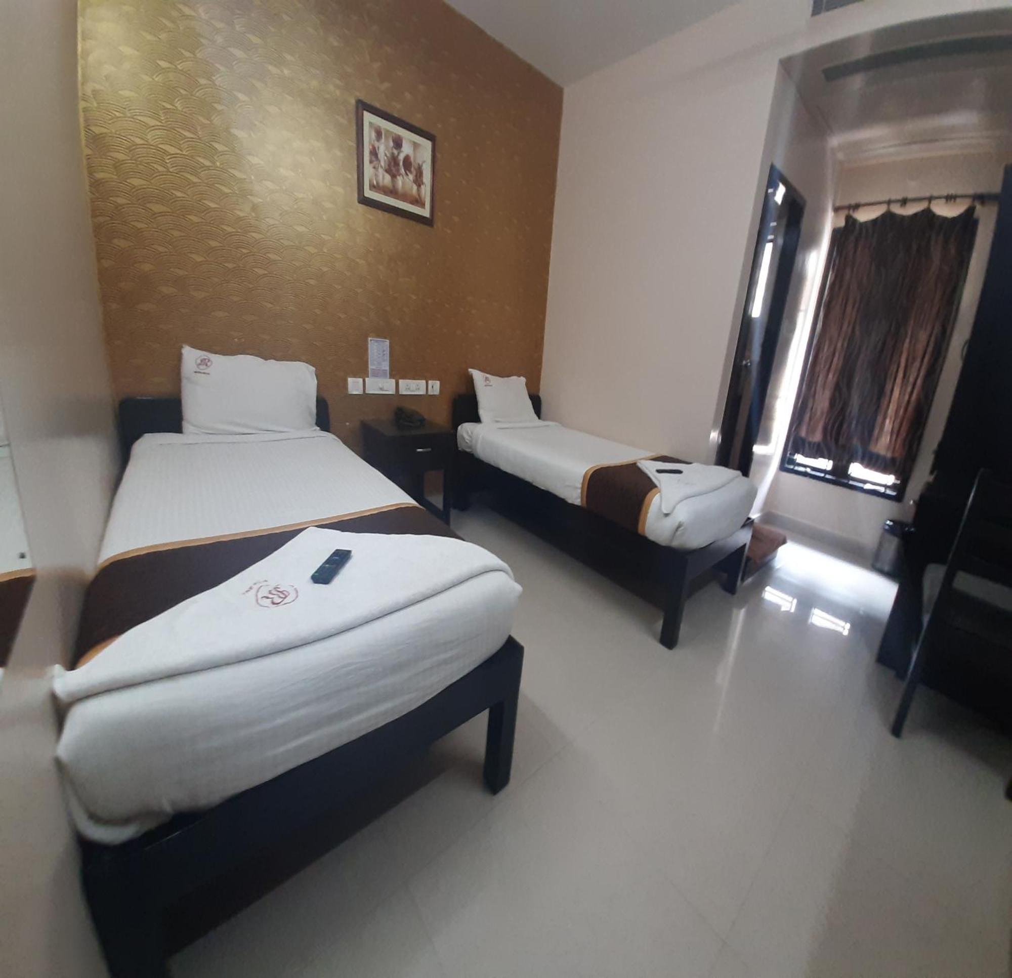 Balaji Residency 3*